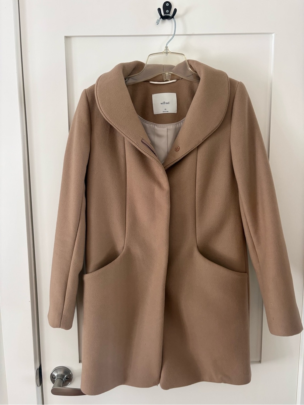 Wilfred Aritzia cocoon coat wool cashmere winter jacket beige taupe sz XS